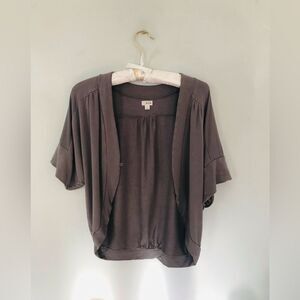 Frenchi | taupe womens cropped shrug | size large
